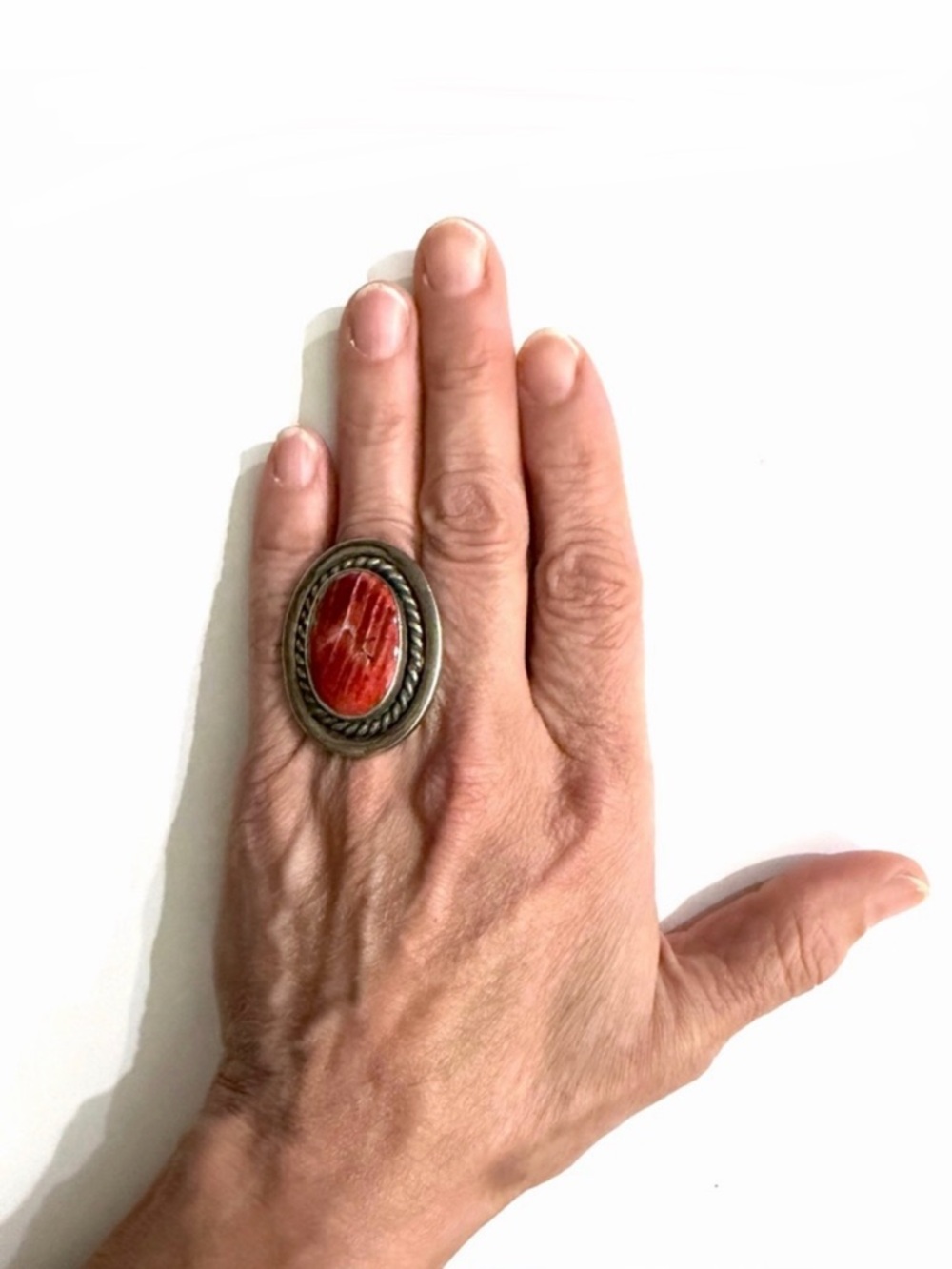 Signed - Dorothy Secatero, Navajo. Vintage Orange Spiny Oyster Sterling Ring